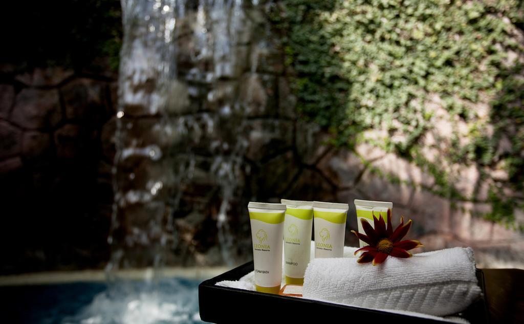 Hotel Leonia Holistic Destination Shamirpet Camera foto